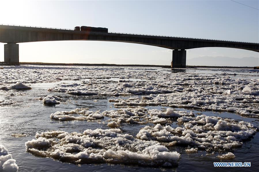 CHINA-NINGXIA-YELLOW RIVER-ICE JAM (CN)