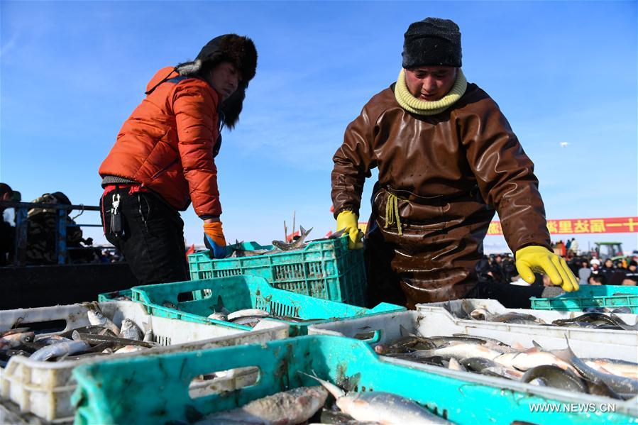 CHINA-INNER MONGOLIA-WINTER FISHING (CN)