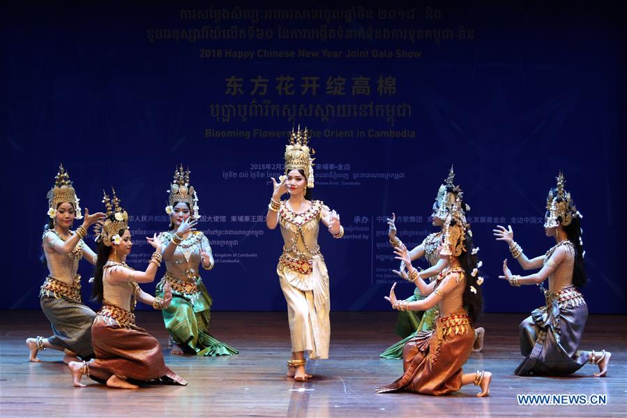 CAMBODIA-PHNOM PENH-PERFORMANCE-CHINA-SPRING FESTIVAL-DIPLOMATIC TIES-ANNIVERSARY