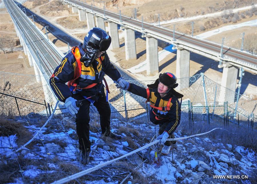 CHINA-HOHHOT-RAILWAY-WORKERS (CN)