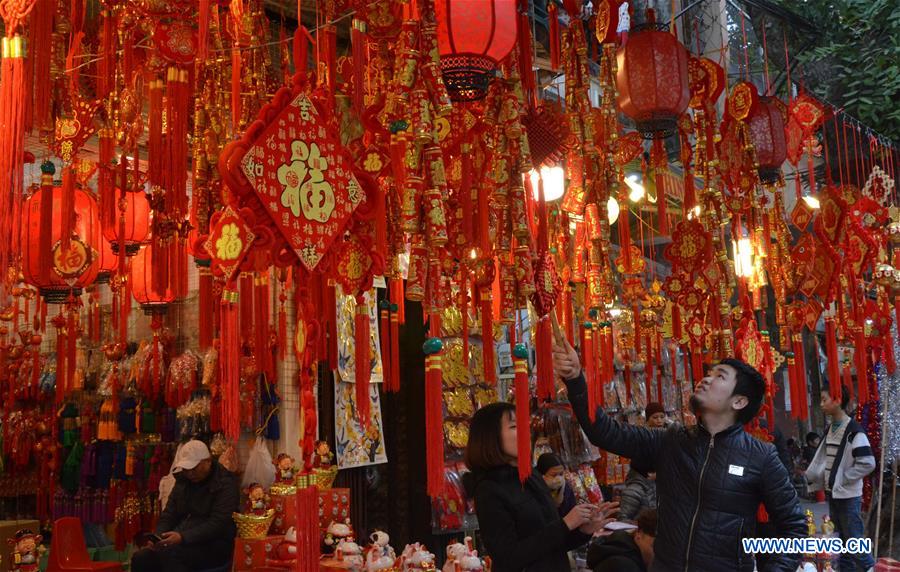 VIETNAM-HANOI-SPRING FESTIVAL-PREPARATIONS 