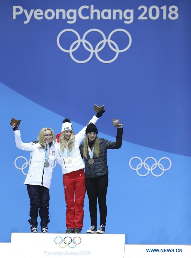 (SP)OLY-SOUTH KOREA-PYEONGCHANG-SNOWBOARD-LADIES' BIG AIR-MEDAL CEREMONY