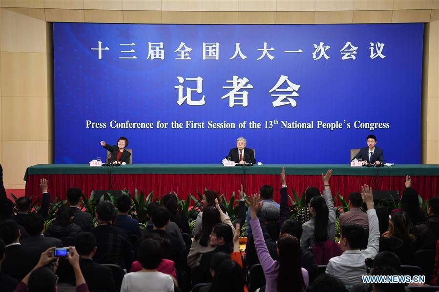 (TWO SESSIONS)CHINA-BEIJING-NPC-PRESS CONFERENCE-POVERTY ALLEVIATION (CN)