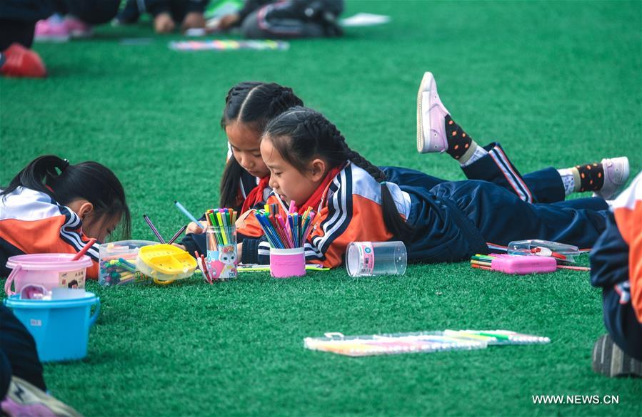 CHINA-ZHEJIANG-SCHOOL-KITES (CN)