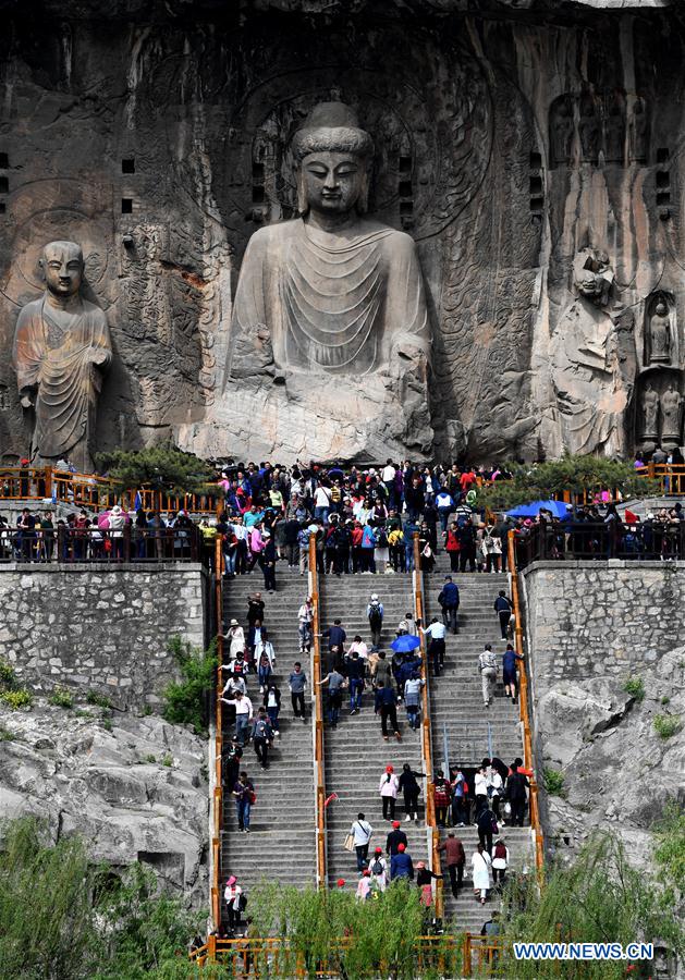 CHINA-HENAN-LONGMEN GROTTOES-TOURISM (CN)