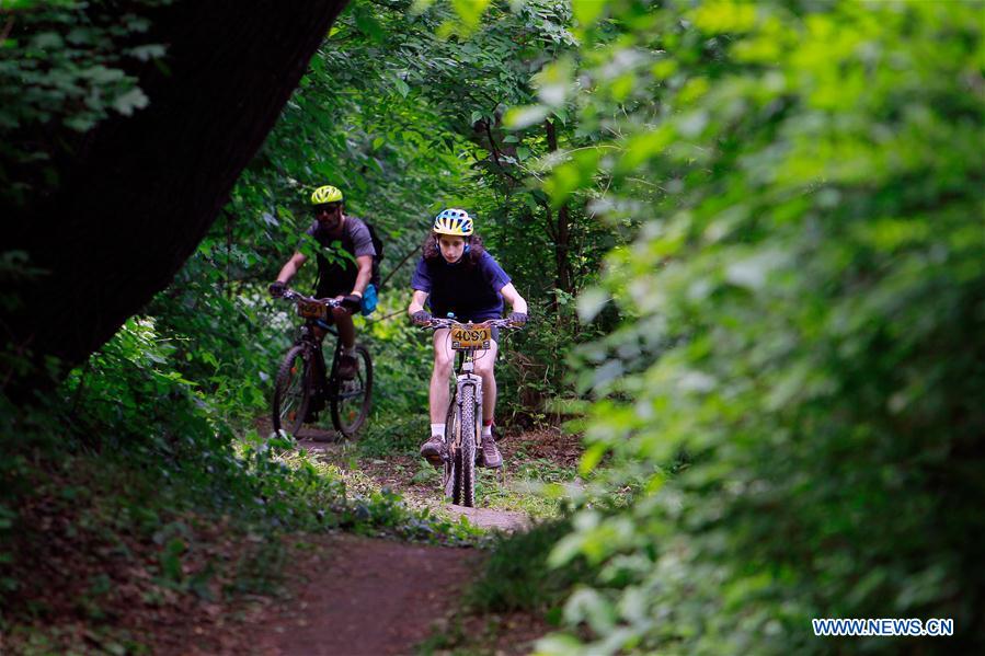 (SP)ROMANIA-BUCHAREST-CYCLING-PRIMA EVADARE