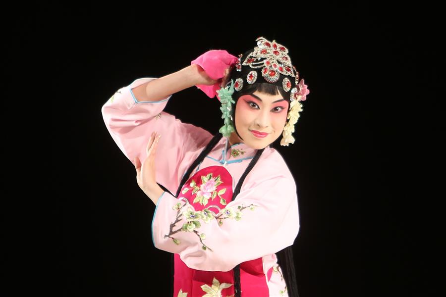 BELARUS-MOGILEV-CHINESE OPERA