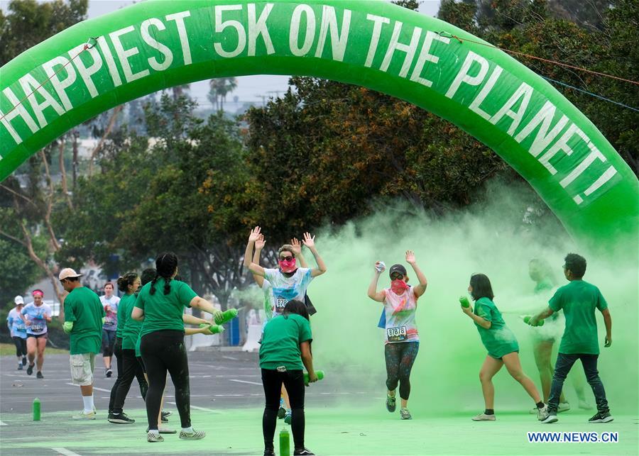 (SP)U.S.-LOS ANGLES-COLOR RUN