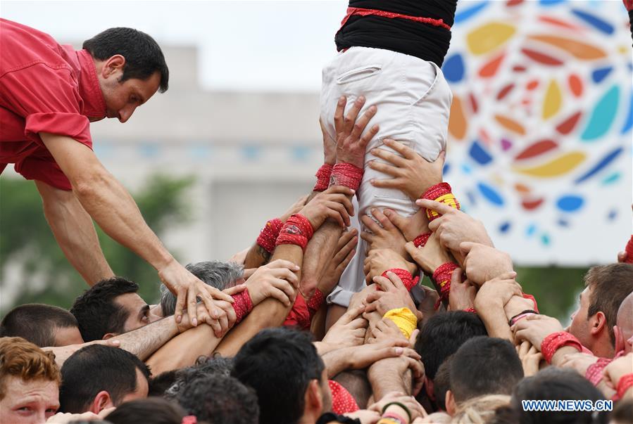 U.S.-WASHINGTON D.C.-FOLKLIFE FESTIVAL-HUMAN TOWERS