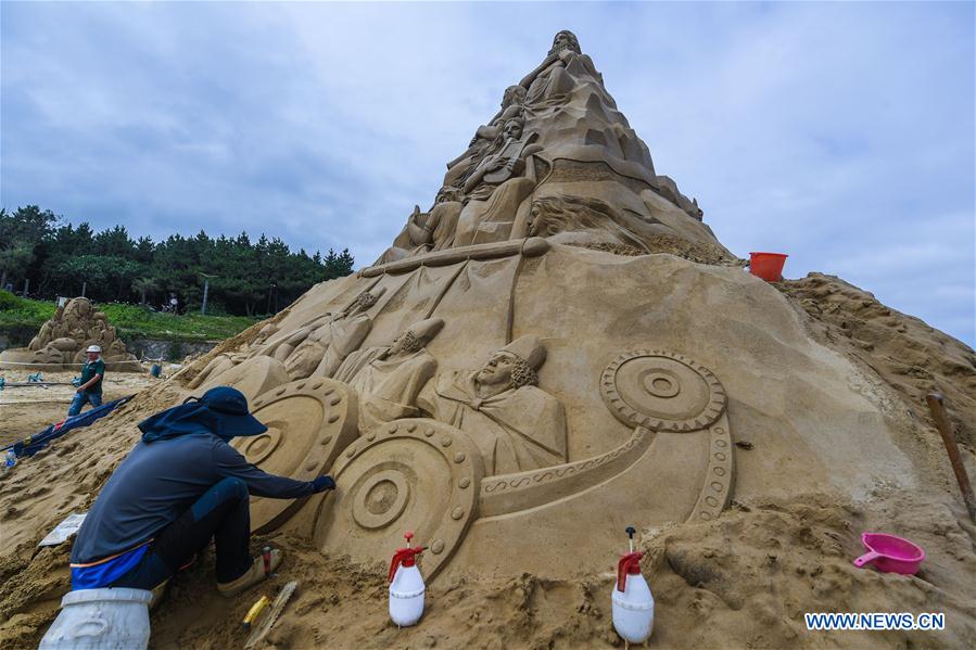 CHINA-ZHEJIANG-SAND SCULPTURE-FESTIVAL-PREPARATION (CN)