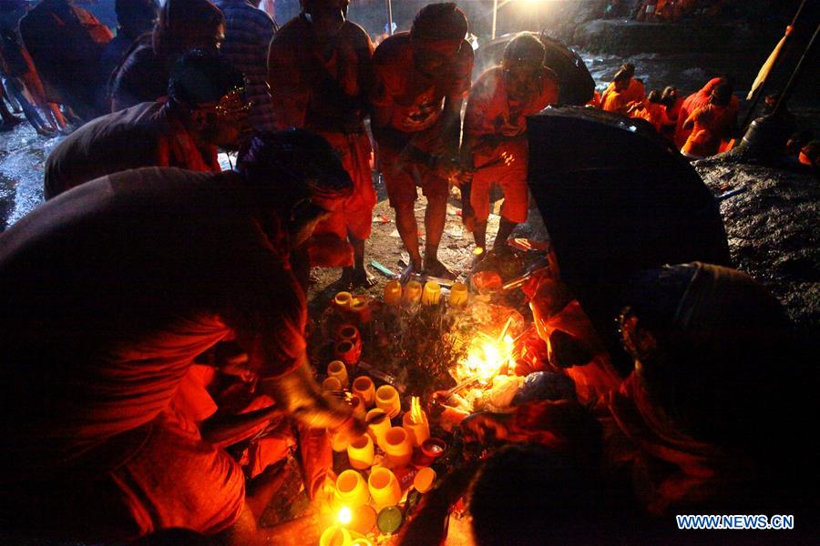 NEPAL-KATHMANDU-CULTURE-BOL BOM PILGRIMAGE