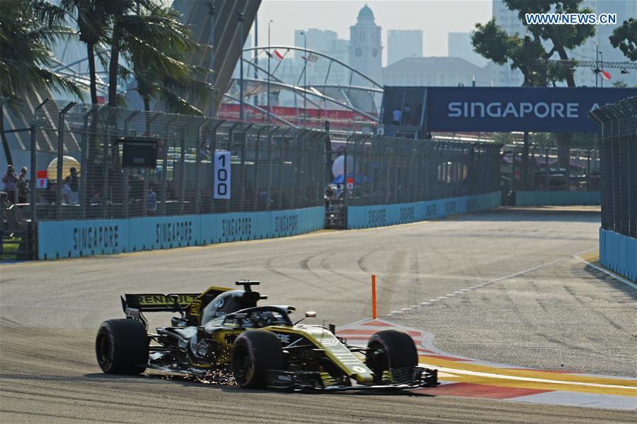 (SP)SINGAPORE-F1-SINGAPORE GRAND PRIX NIGHT RACE-PRACTISE