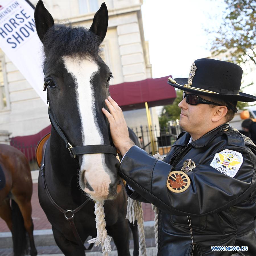 U.S.-WASHINGTON D.C.-BREAKFAST WITH THE MOUNTED POLICE