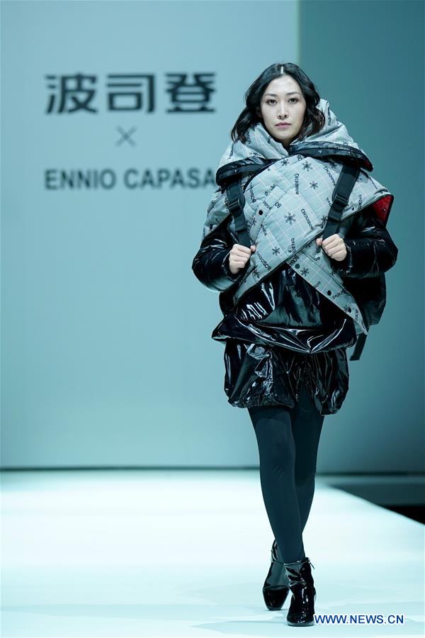 CHINA-BEIJING-FASHION WEEK (CN)