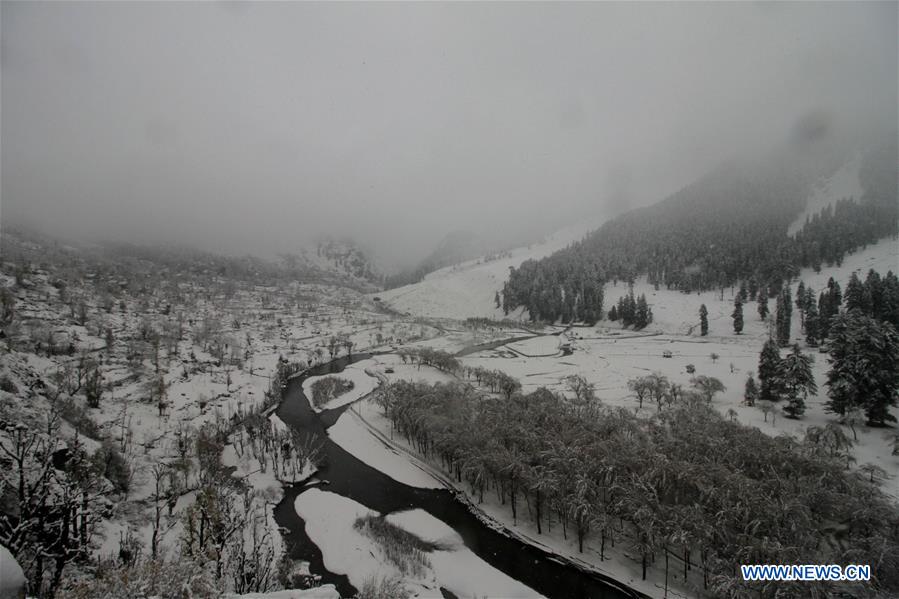 KASHMIR-SRINAGAR-SNOW