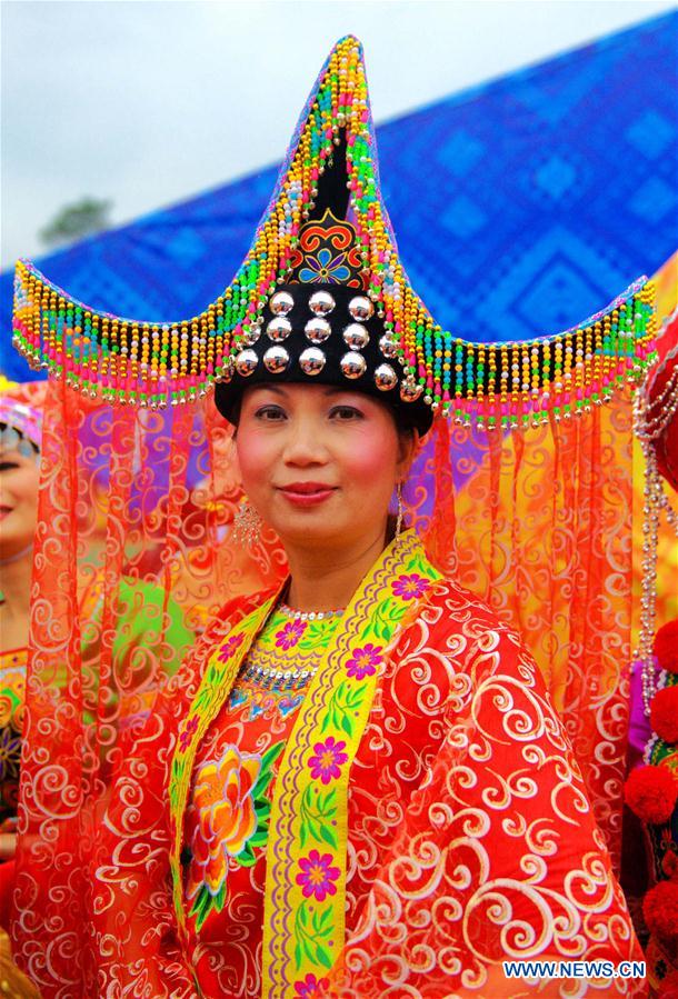 CHINA-GUANGXI-ETHNIC GROUP-COSTUMES (CN)