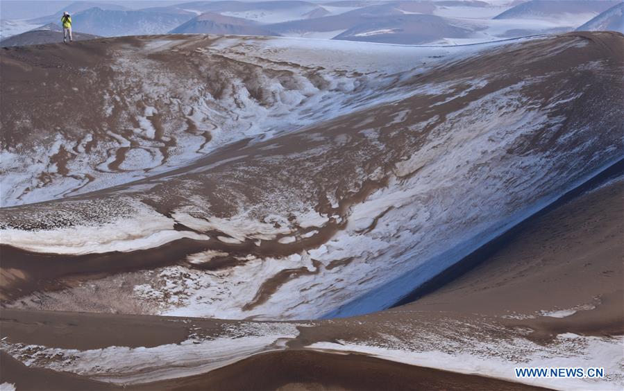 #CHINA-GANSU-BADAIN JARAN DESERT-SNOW SCENERY(CN)