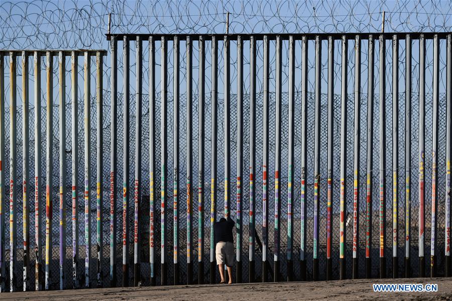 MEXICO-TIJUANA-MIGRATION-BORDER-U.S.