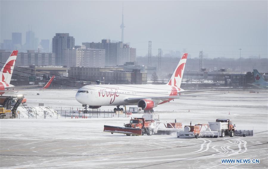 CANADA-TORONTO-SNOWFALL