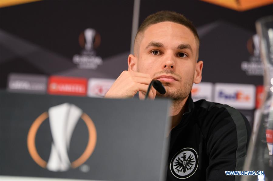 (SP)GERMANY-FRANKFURT-SOCCER-EUROPA LEAGUE-FRANKFURT VS CHELSEA-PRESS CONFERENCE