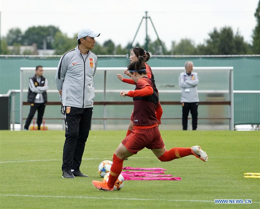 (SP)FRANCE-FOUGERES-2019 FIFA WOMEN'S WORLD CUP-CHINA-TRAINING SESSION