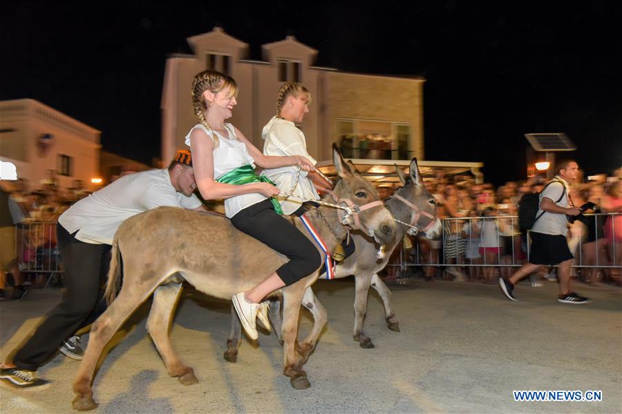 CROATIA-TRIBUNJ-DONKEY RACE