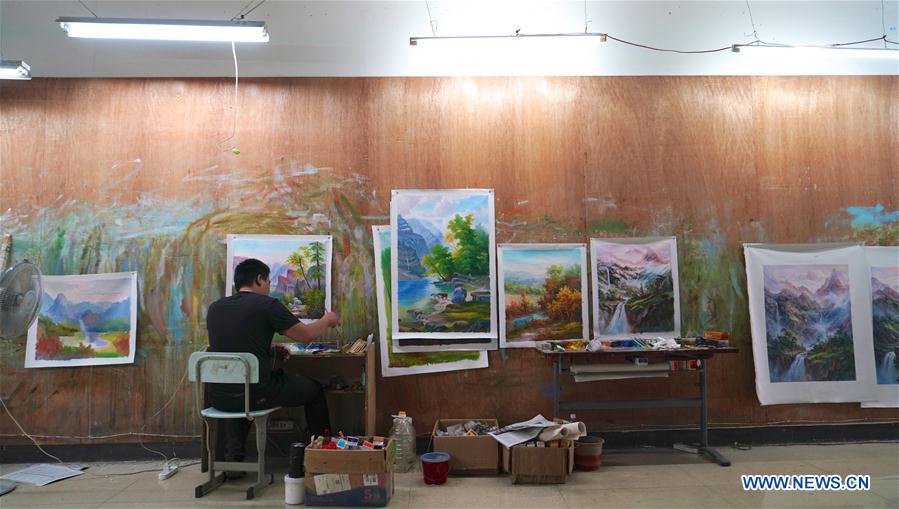 CHINA-JIANGXI-LICHUAN-FARMER-PAINTER (CN)