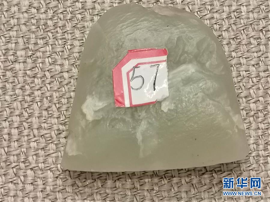 （文化视点·听文物讲故事·图文互动）（1）豪横！古人扛着玉斧在罗布泊打猎