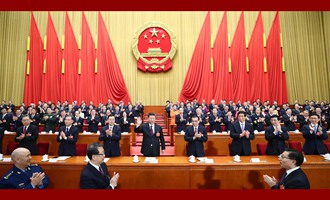 习近平当选国家主席、中央军委主席