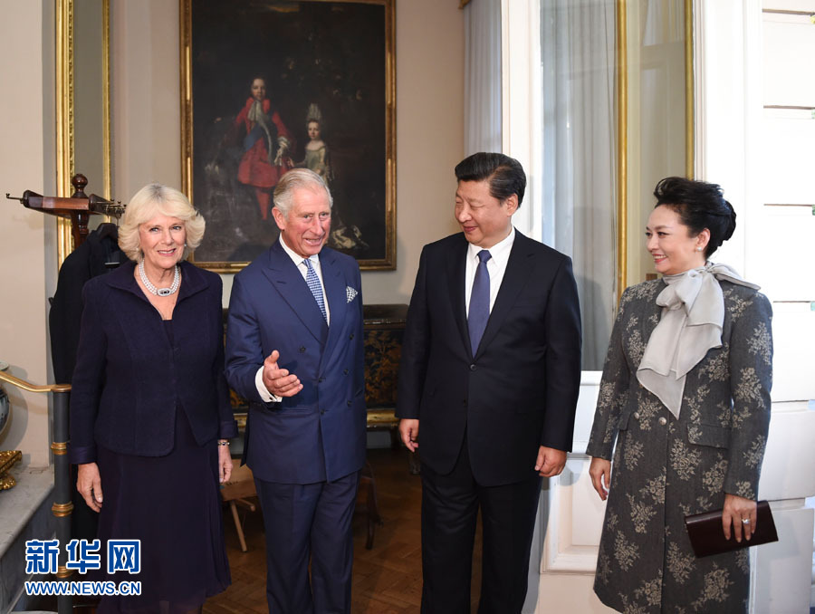 10月20日，国家主席习近平和夫人彭丽媛在伦敦会见英国查尔斯王储夫妇。 新华社记者 谢环驰 摄